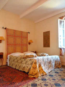 L'Orange bedroom