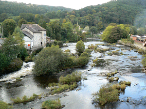 The River Dee runs through the middle of Llangollen