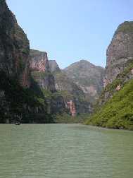 The Lesser Gorges on the Yangtze River