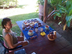 Beatriz at breakfast