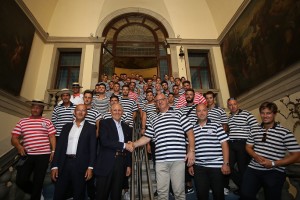 Group photo of the Gondoliers of Venice Association